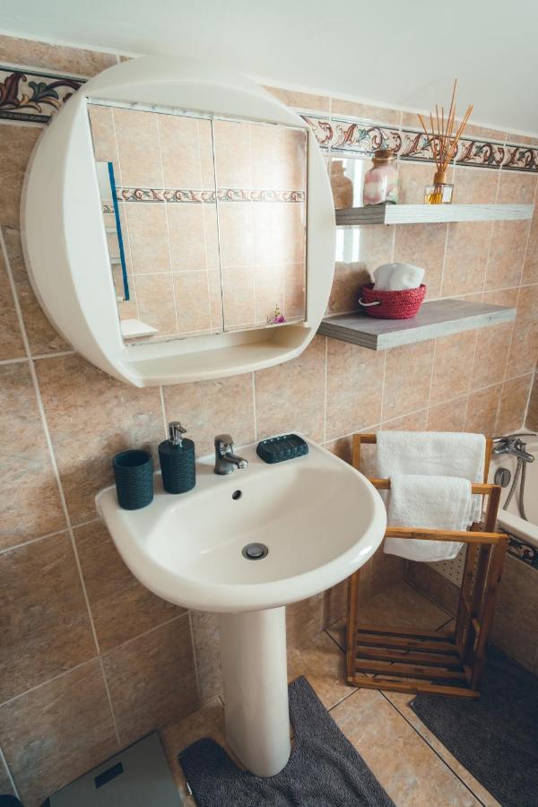 Le Coin D'Azur Apartment Petite-Ile Ngoại thất bức ảnh